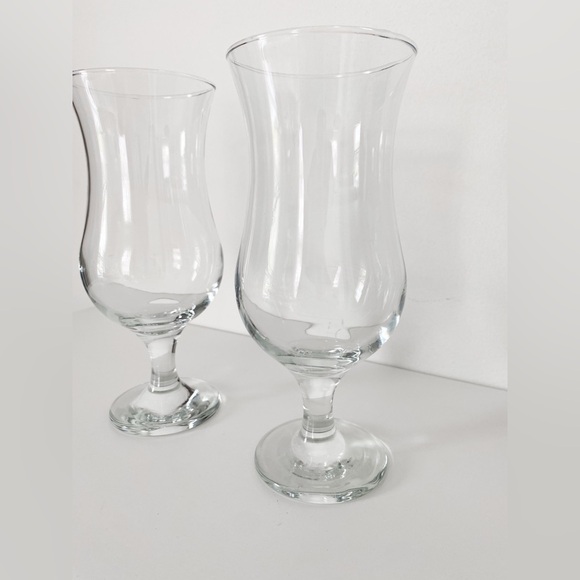 Vintage Pina Colada Glasses with stem - Set of 2 - Picture 4 of 5